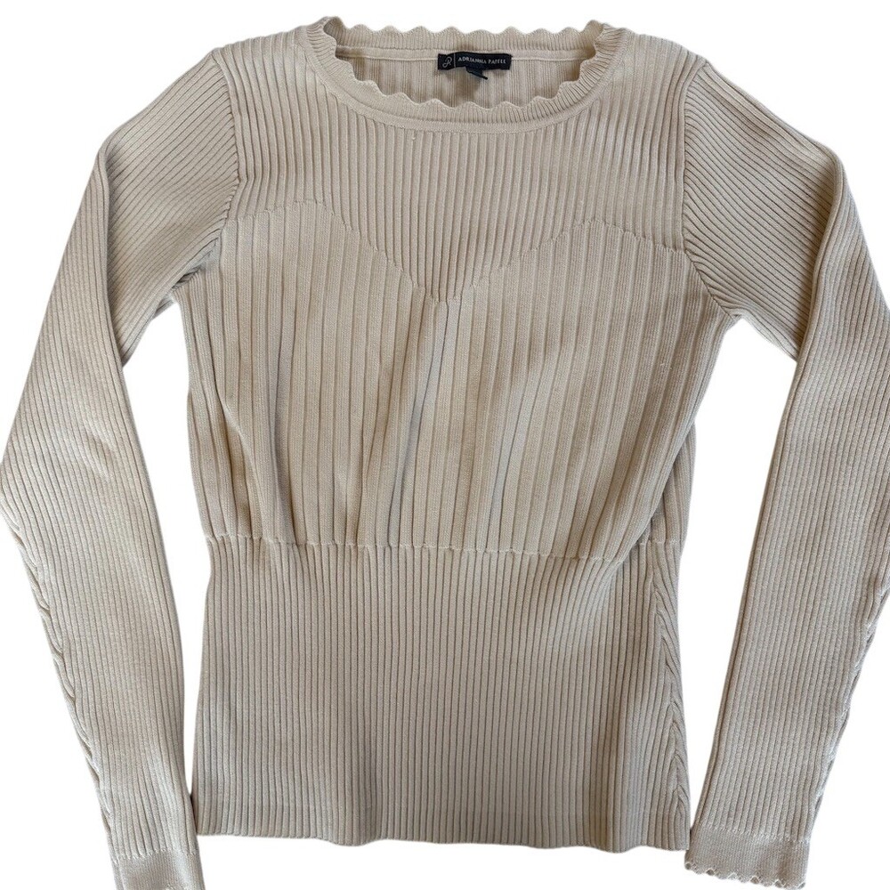 Adrianna Papell Sweater Womens M Ivory Ribbed Knit Scallop Crew Neck Fitted